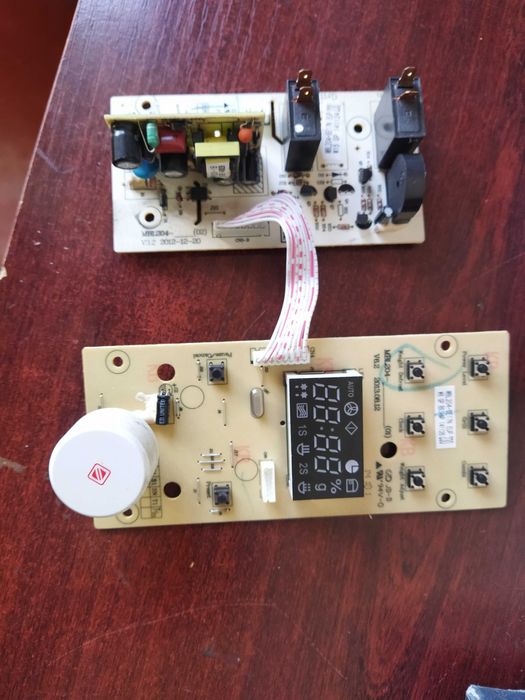 Панель управления для микроволновки.