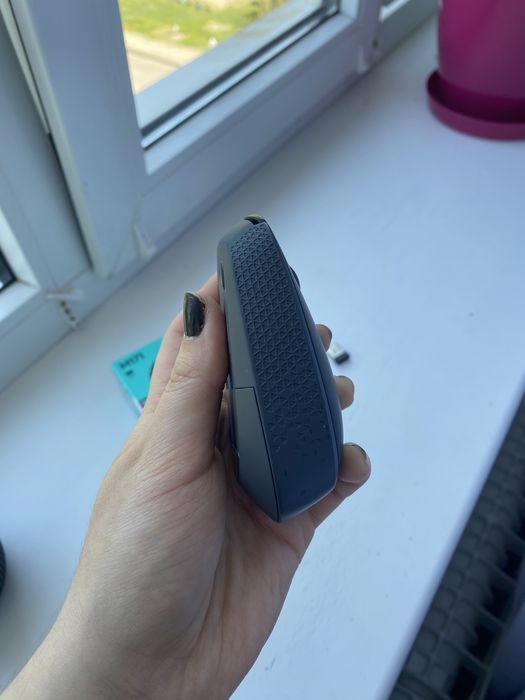 Безпровідна мишка logitech
