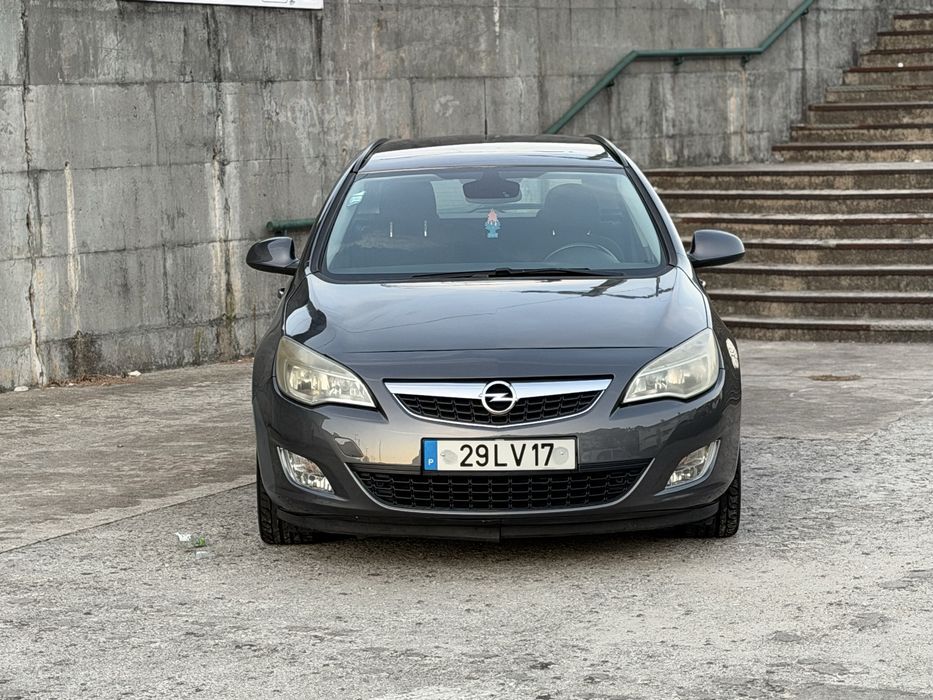 Opel Astra 1.3 CDTI | 2011 | 240 000 KM | Financiamento Disponivel