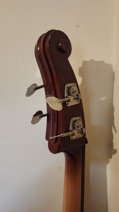 Contrabaixo Yamaha SLB 100