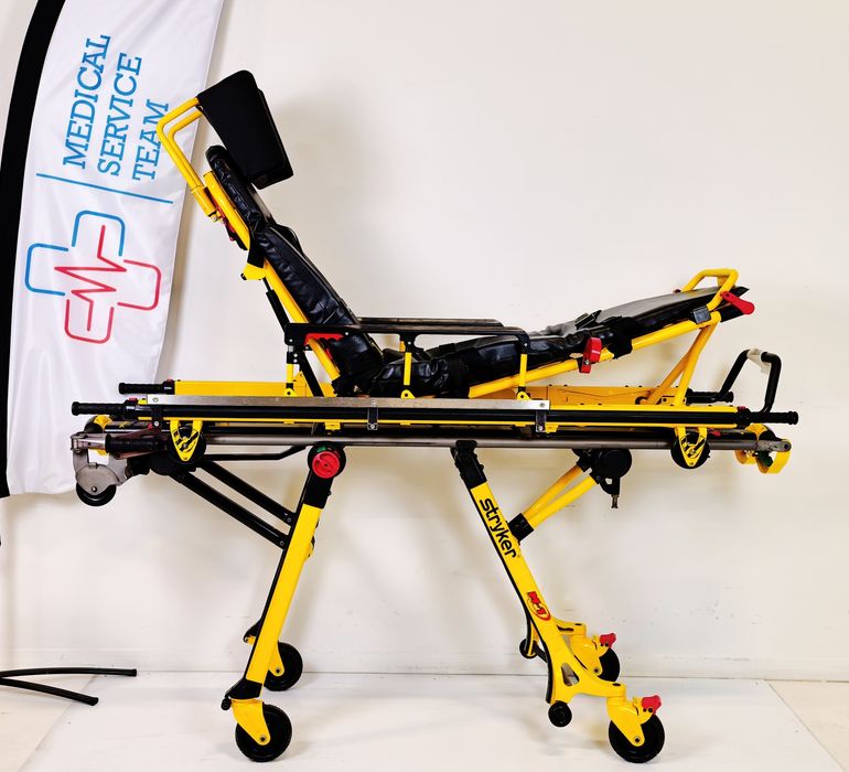 Nosze karetkowe Stryker M1, Ambulans,