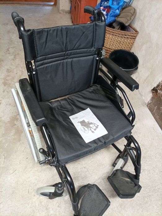 Nowy wózek inwalidzki