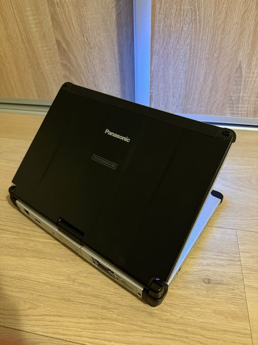 2 laptopy panasonic CF-C2!