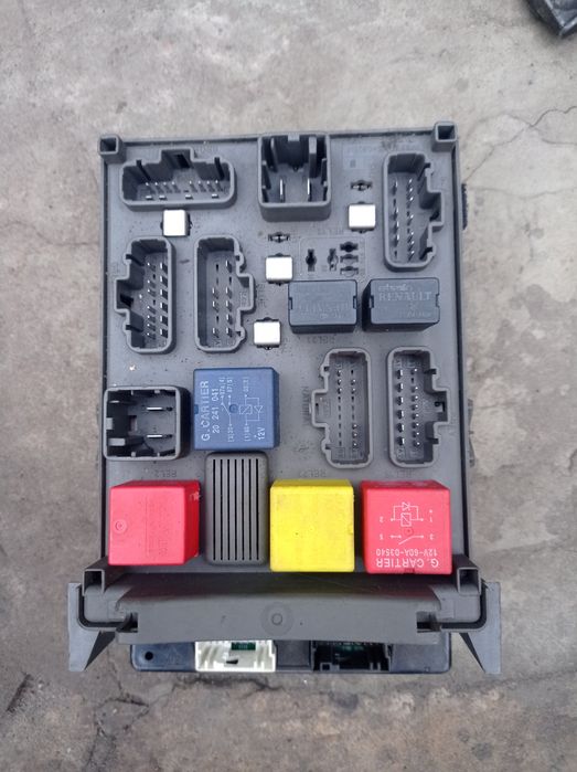 Запчастини Renault Laguna 2