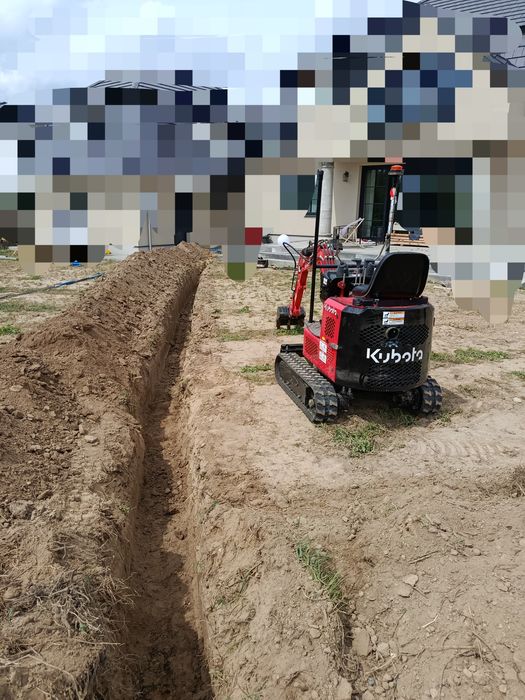 Wykopy mini koparka 1 tonową