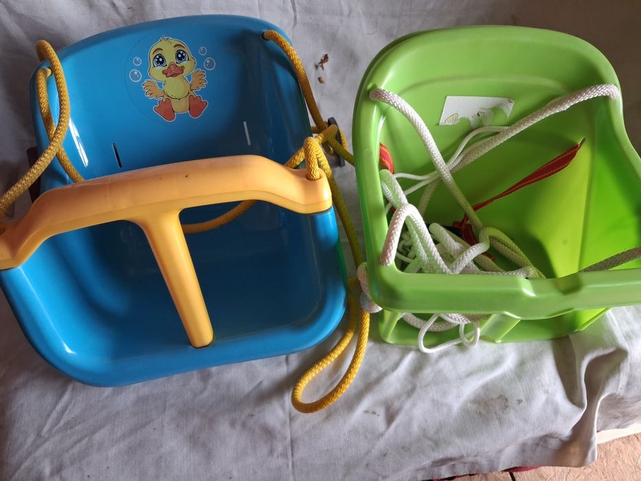 Гойдалки дитячі бу