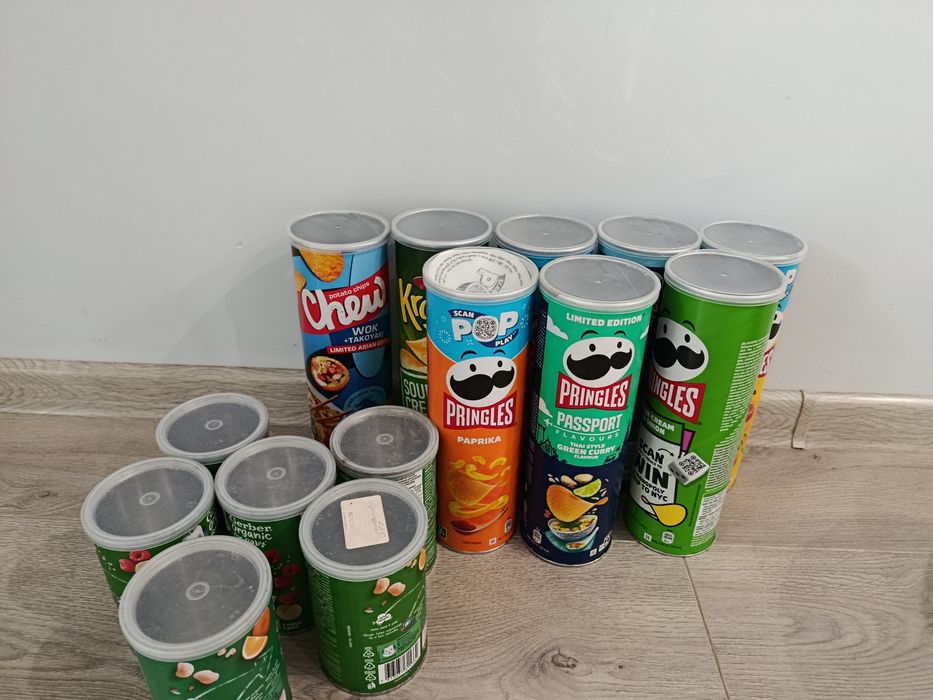 Банка пуста Pringles тубус