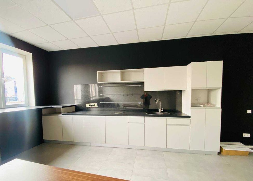 MS S4 Сдам большое офисное помещение Гагарина, Молочная 38