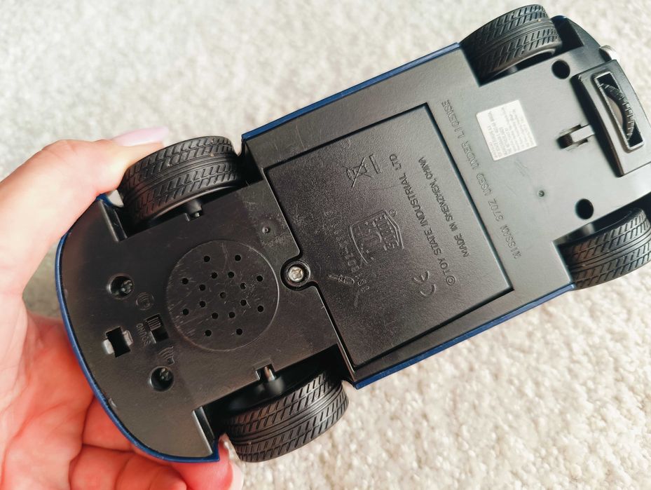 samochód interaktywny (3 szt.) + GRATIS