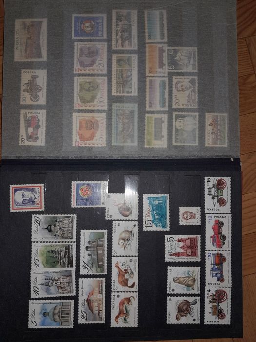 Klaser z  znaczkami- Prl