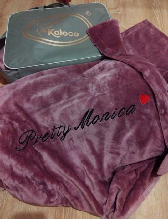 Постільна білизна велюрова Моніка . Євро розмір. Нова.