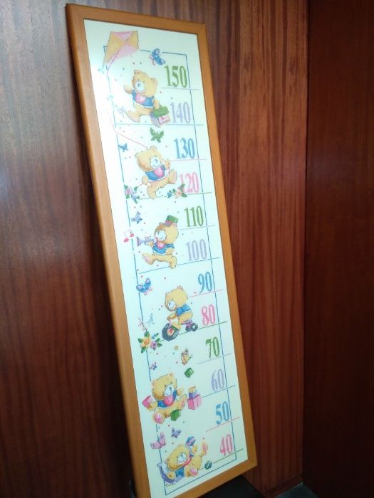 Quadro Régua de Crescimento em ponto de cruz