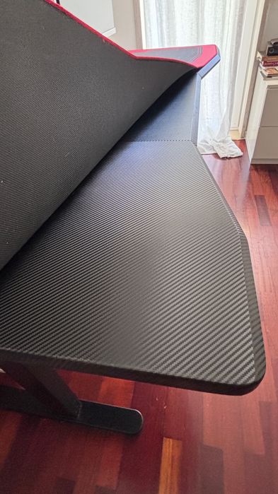 Secretária Gaming Nitro Concepts XL (170x75cm) + Tapete Inte