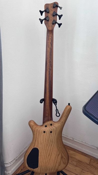 Warwick Corvette $$ 5 cordas — Made in Germany (2011)