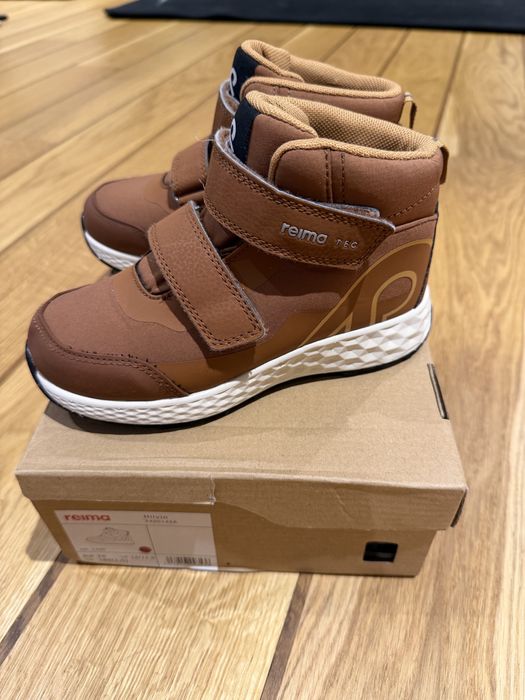 Dwie pary butow REIMA