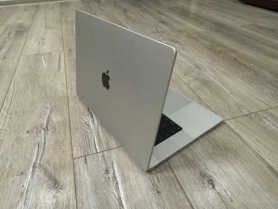 MacBook Pro 16" M4 Pro 24/512GB Silver(MX2T3U)