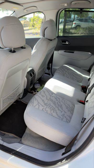 Peugeot 3008 1.6HDi 110cv branco caixa automatica
