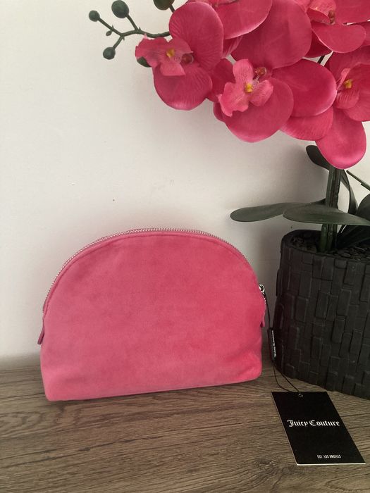 Kosmetyczka Juicy Couture Twig Dog różowa welur