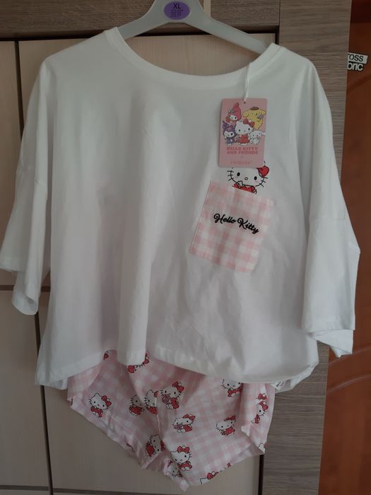 Piżama primark XL hello Kitty spodenki krótkie koszulka tshirt limited
