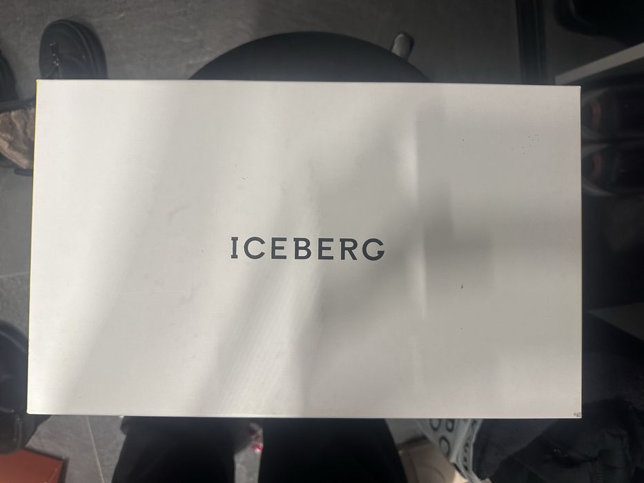 Чоловіче взуття ICEBERG