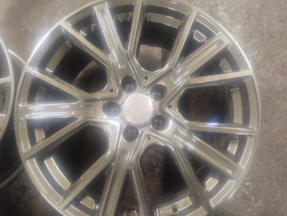 5x112 19 cali 8,5 j et 45 wheel world felgi aluminiowe demo/nowe