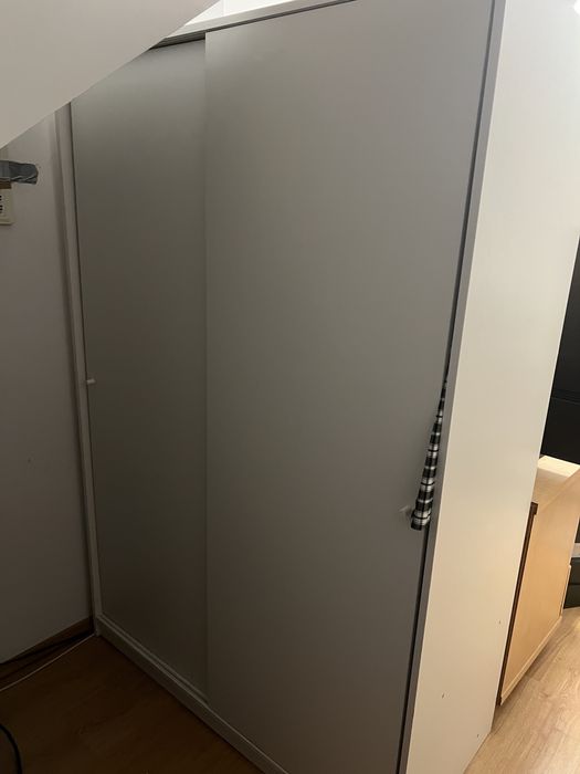 Szafa kanapa witryny szafki - za wszystko 1000 zl.