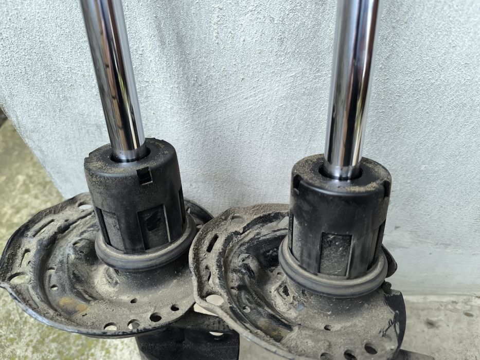 Амортизатори передні VW, Skoda, Seat 2013-2019 SATO TECH