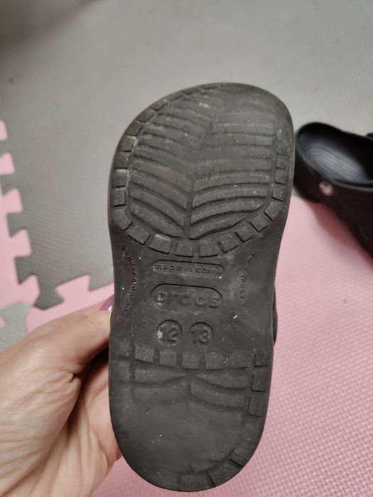 Klapki Crocs C 12-13 chłopięce