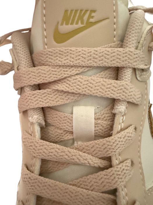 Nike Dunk Phantom Metallic Gold