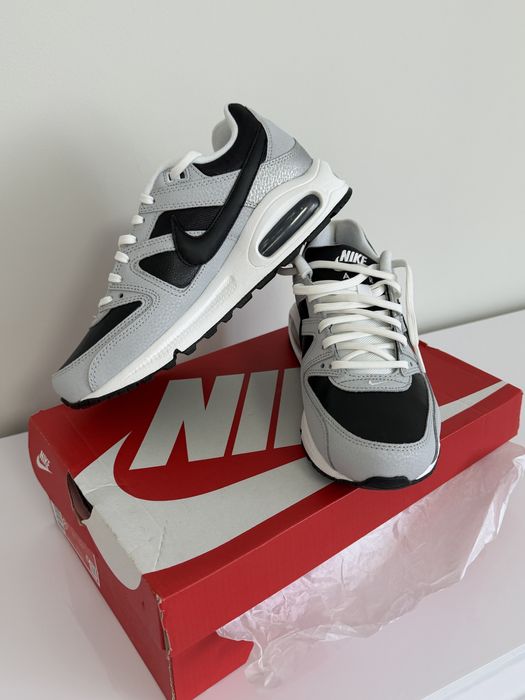 Продаю жіночі кросівки air max command оригінал