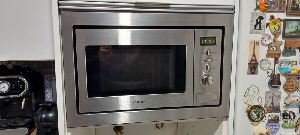 Microondas de embutir Airlux 25lt