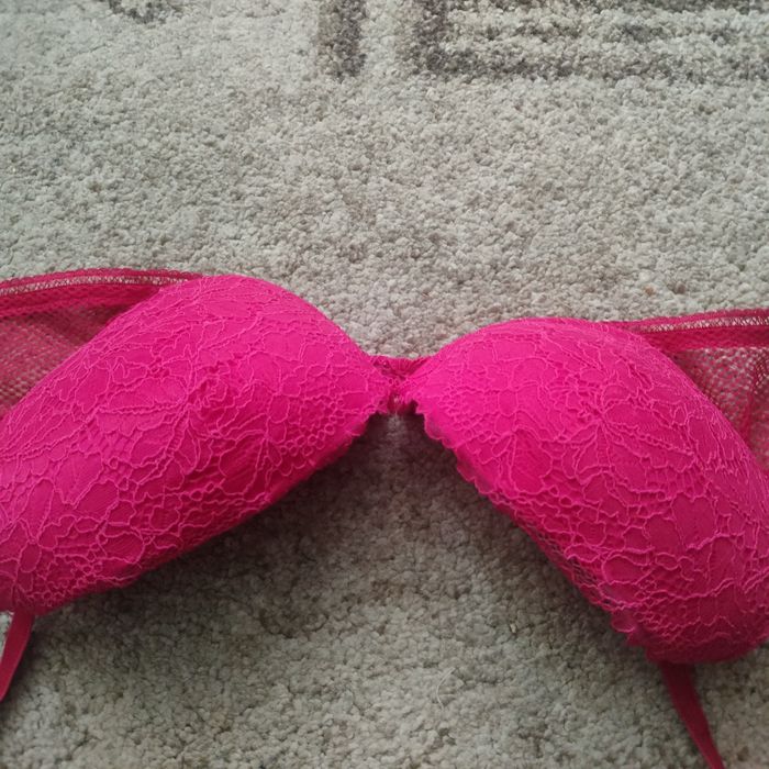 Biustonosz rozmiar 75A push up