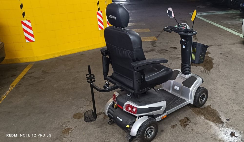 Scooter mobilidade reduzida cn220