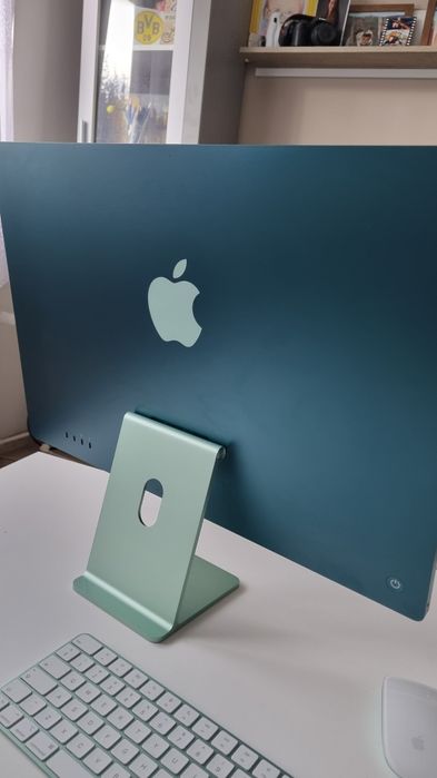 Komputer Apple iMac 24" M1 8 GB 256 GB SSD