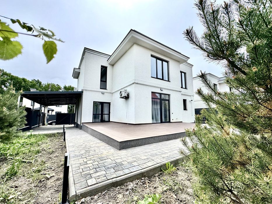Продаж будинку 170 кв.м з дизайнерським ремонтом