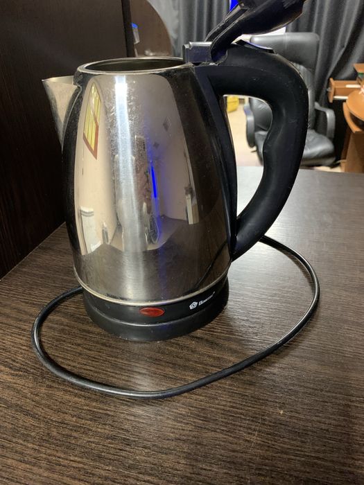 Продам Электрочайник