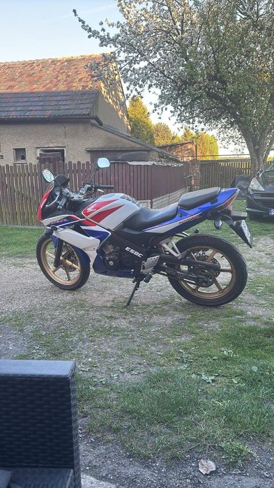 Motocykl Honda Cbr125