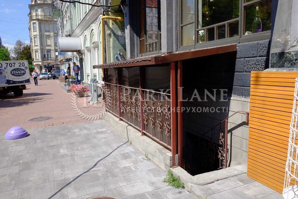Продаж комерції Велика Житомирська 6/11 Фасад 337кв ВИГІДНА ЦІНА NEW