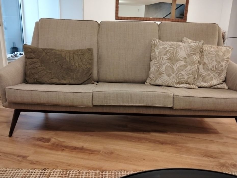 Sofá de sala/quarto 3 lugares