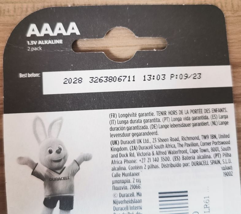 Pilhas DURACELL AAAA novas