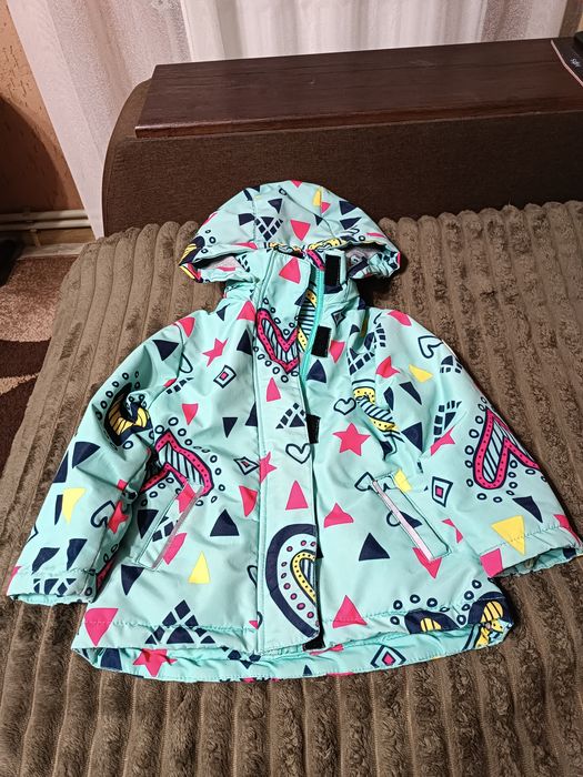 Курточка на девочку