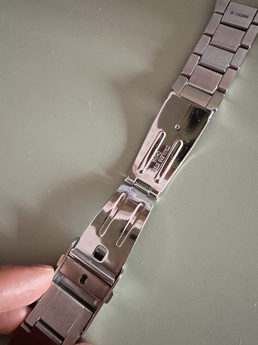 Bracelete para Gst b100 novo