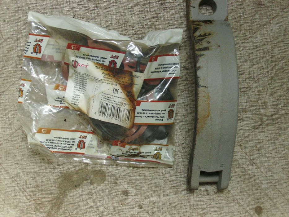 з/ч для грузовых авто; шины 260