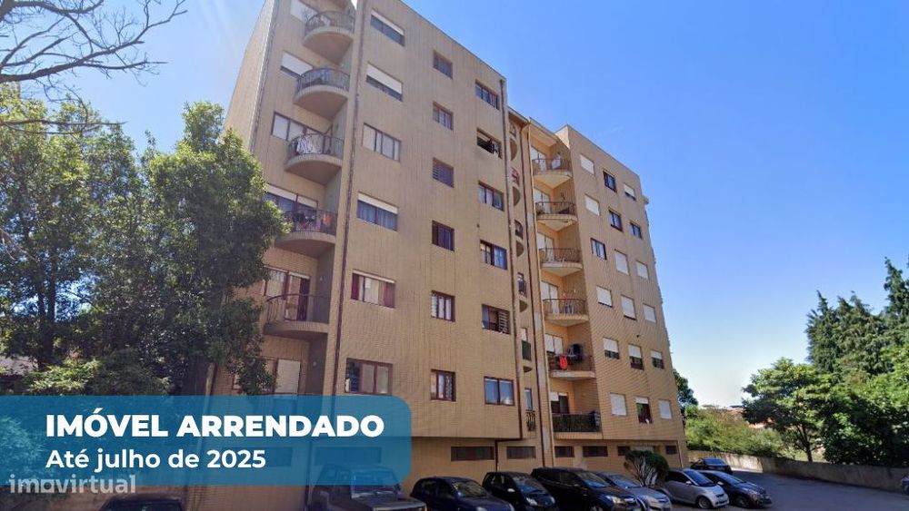 Apartamento T2 em Santa Marinha - Oportunidade de Investimento!
