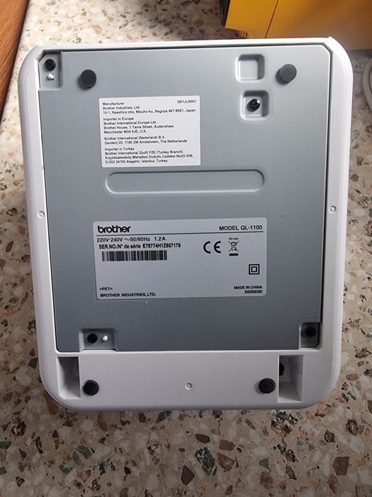 Drukarka  etykiet Brother QL-1100