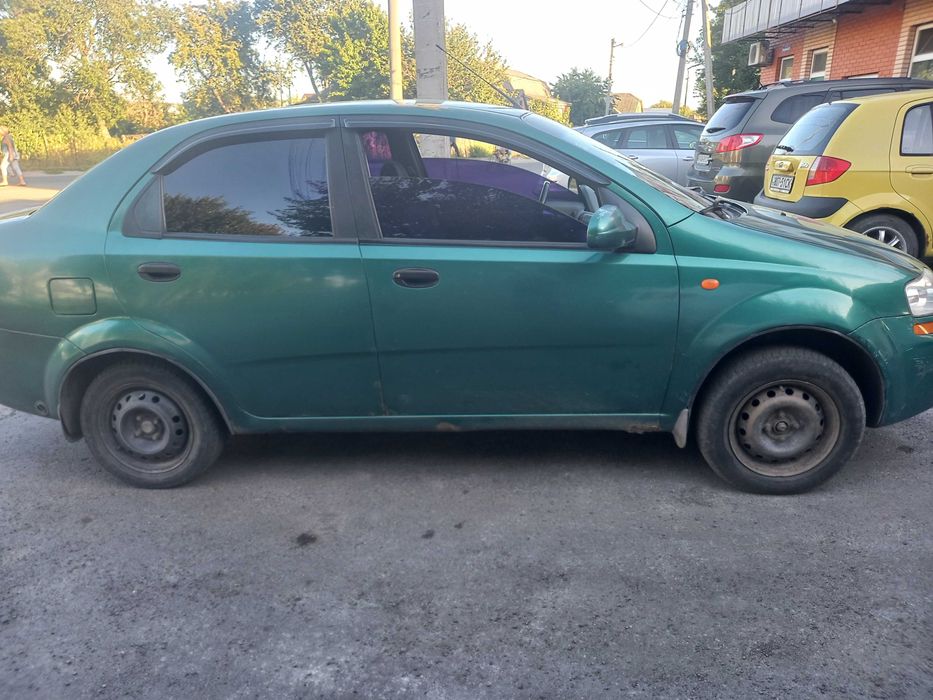 Продать Шевролет Авео