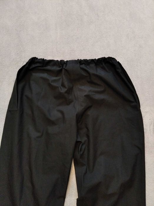 Spodnie przeciwdeszczowe Monarch Textiles roz. L wojskowe