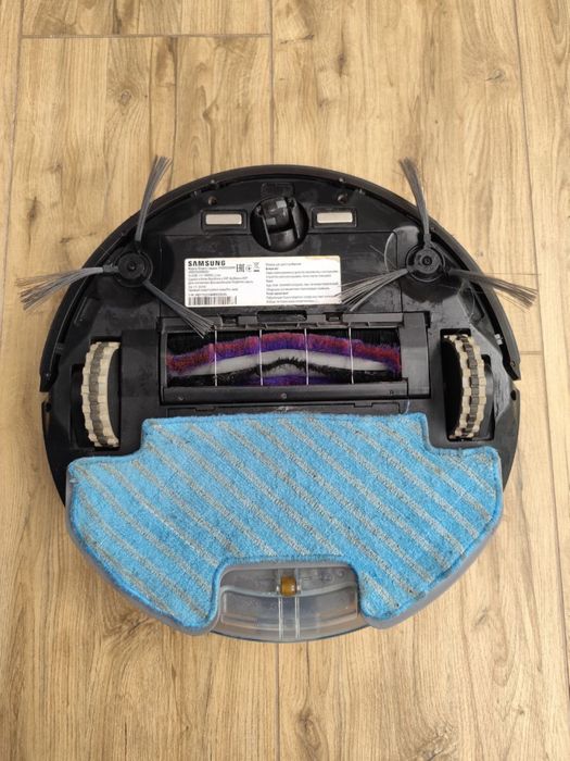 Робот пилисос samsung  VR05R5050WK