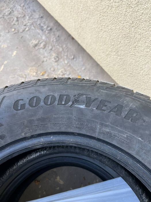 Резина Bridgestone Good Year б/у 285/60 R18 2шт