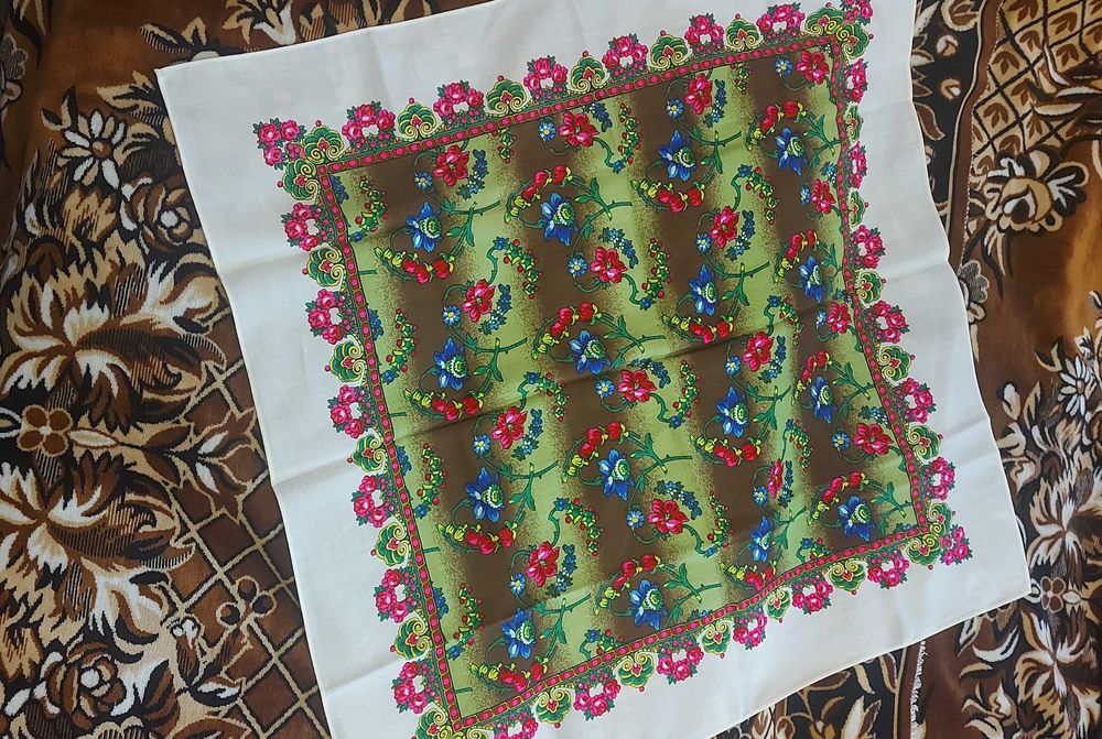 японські хустки. жіночі хустки